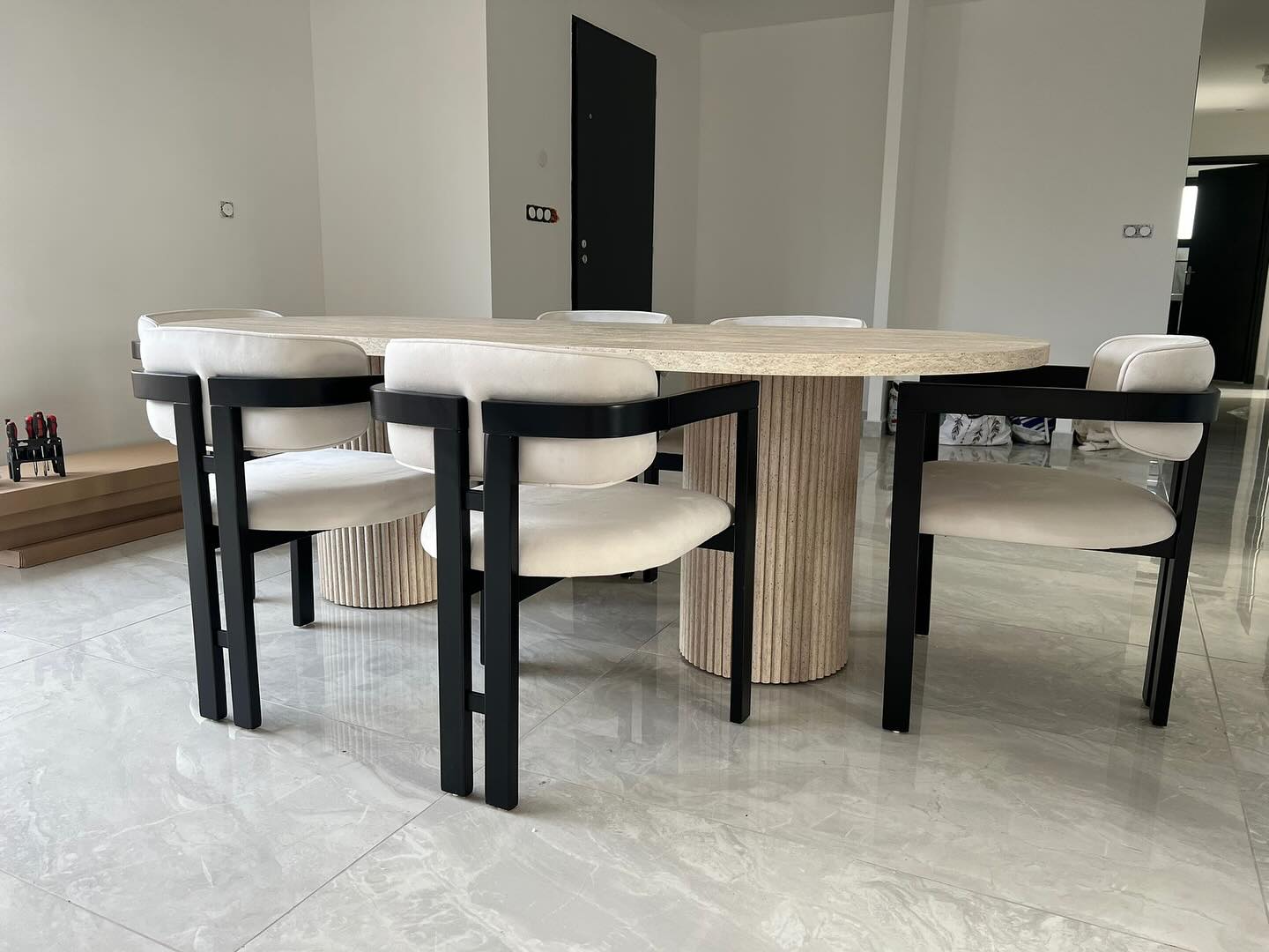 Table à Manger Nevada avec Chaises RIDYA