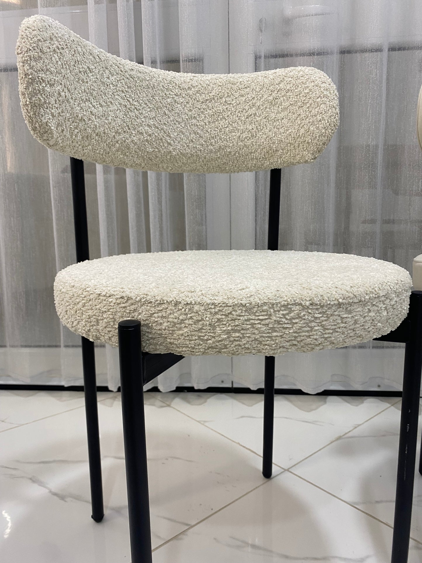 Chaise Ronde